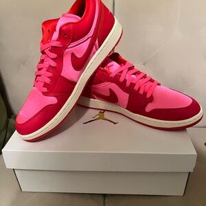 Valentines Day Jordan 1 Low